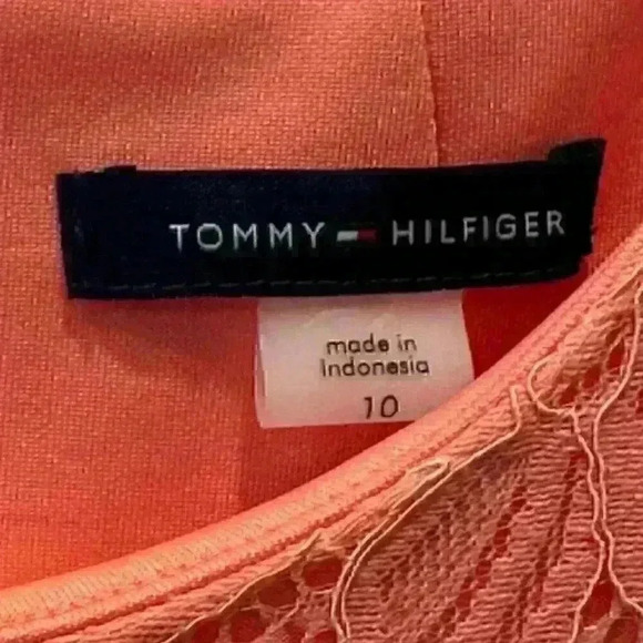 NWT! Tommy Hilfiger ladies CLASSIC midi dress with eyelet lace/zip back- Size 10 - Picture 3 of 16